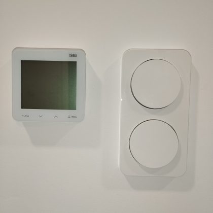 Montaż termostatu TECH